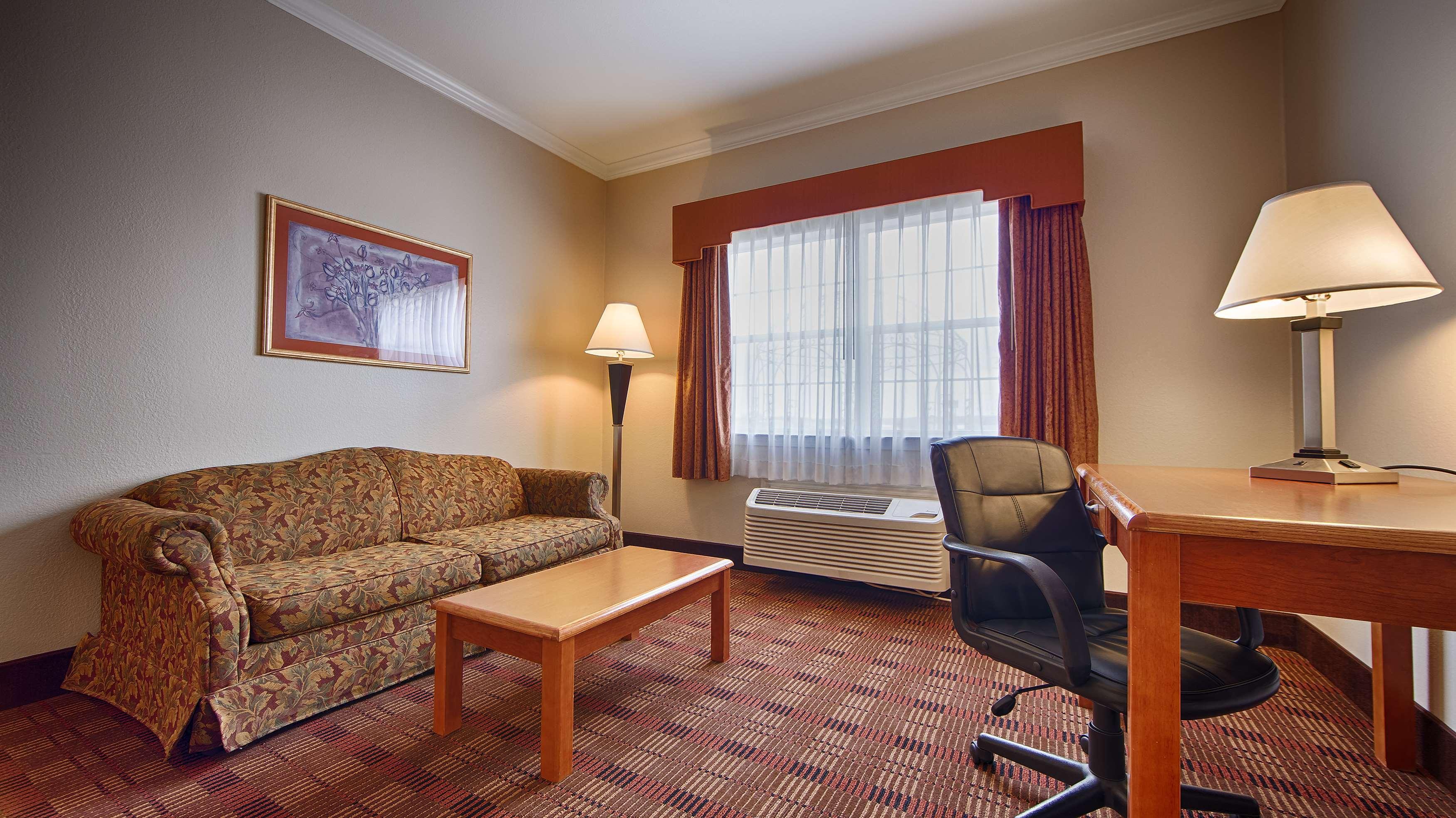 Best Western Club House Inn & Suites Mineral Wells Екстериор снимка