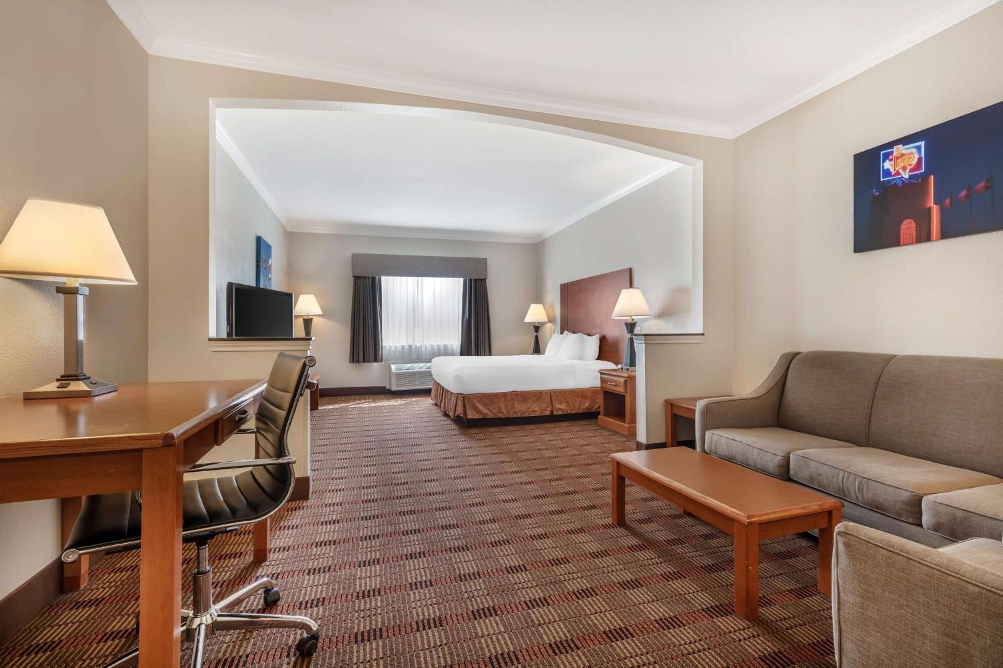 Best Western Club House Inn & Suites Mineral Wells Екстериор снимка