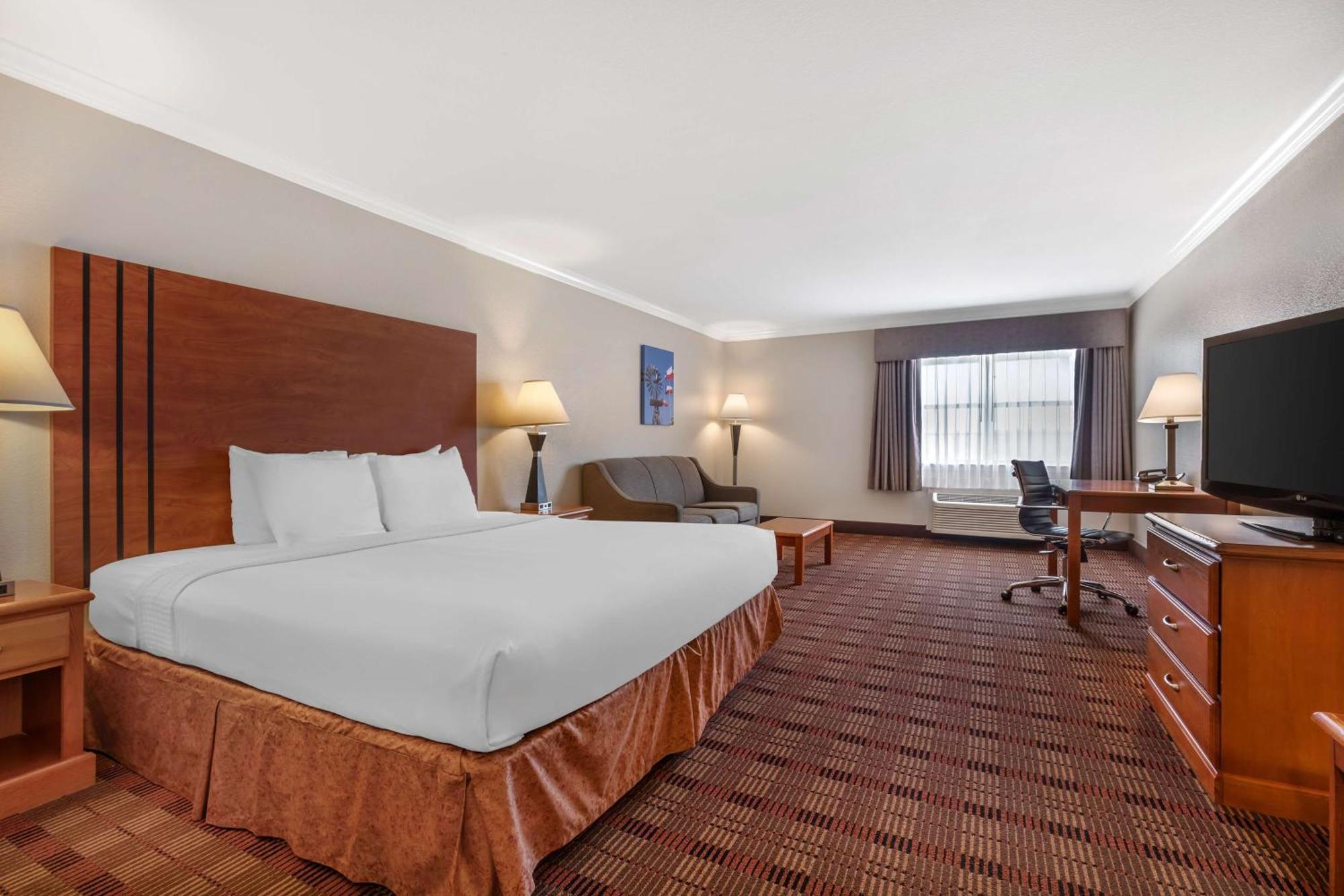 Best Western Club House Inn & Suites Mineral Wells Екстериор снимка